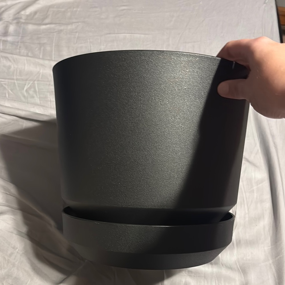 Black Planter Pot